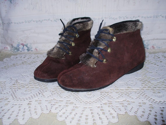 50s 60s Chocolate Brown Suede Winter Ankle Boots … - image 4