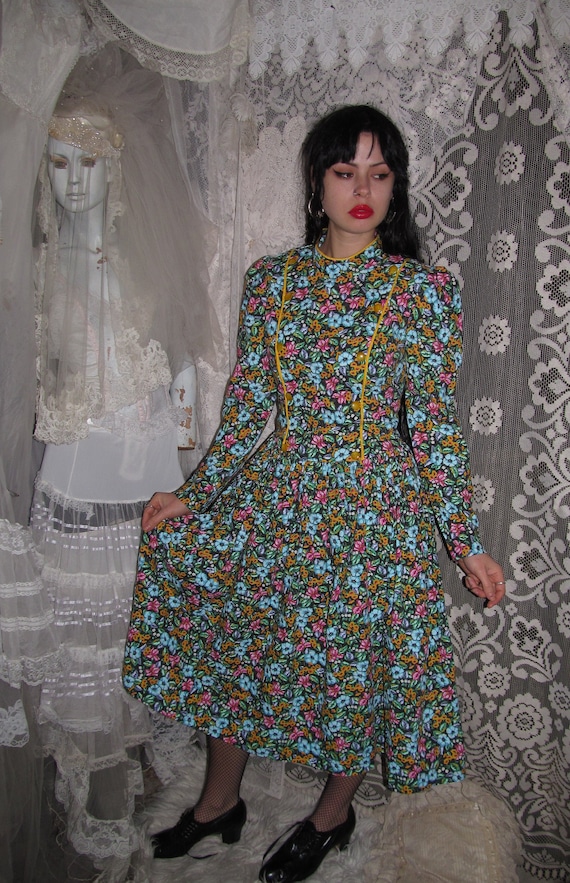 80s Prairie Dress Bright Dark Floral Cottage Cott… - image 3