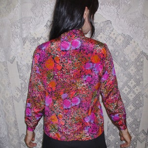 Bright Floral Blouse 70s 80s Scribble Loud Artsy Pattern Pleated Front Pink Orange Black Purple Dark Retro Secretary Mustard Yellow Gold Mod image 4