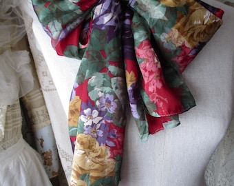 Lange pure bloemen gestreepte sjaal diep rood groen paars geel 80s 90s Y2K lichtgewicht stropdas boho boho romantisch mooie vrouwelijke bloemen