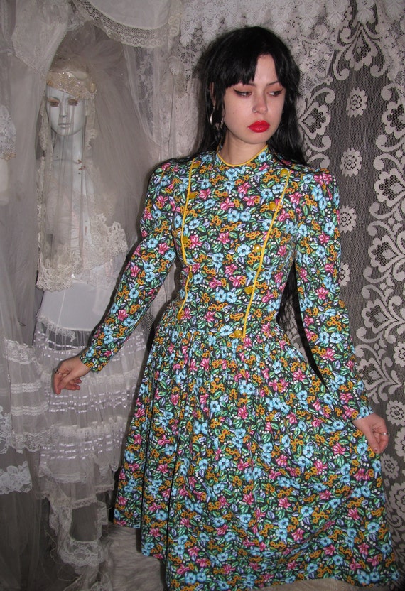 80s Prairie Dress Bright Dark Floral Cottage Cott… - image 1