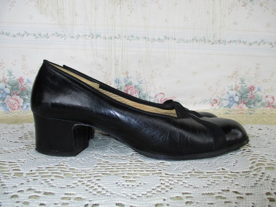 Black Leather and Suede Low Block Heels 70s 80s E… - image 6