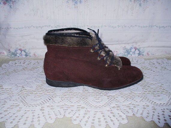 50s 60s Chocolate Brown Suede Winter Ankle Boots … - image 3