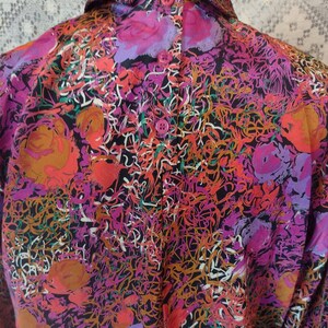 Bright Floral Blouse 70s 80s Scribble Loud Artsy Pattern Pleated Front Pink Orange Black Purple Dark Retro Secretary Mustard Yellow Gold Mod image 5