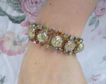 50s Confetti Lucite Bracelet Pastel Rainbow Rhinestones and Gold Tone Metal Glitter Circle Gems Delicate Feminine Cuff Jewelry Pink Blue 60s