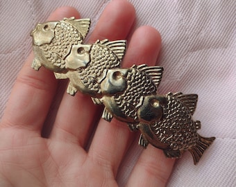 Big Fish Hair Clip 80s 90s Large Gold Tone Barrette Cute Sculptural Hair Accessory Retro Mermaid Style Ocean Beach Lover Made in Korea