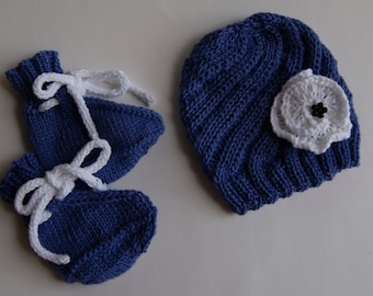 Swirl Baby Hat with Flower & Booties, Newborn to 3 months + Handmade Hand Knit New Baby Gift Shower Newborn Free Shipping Baby Girl