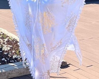 Ankle length 100% cotton white and gold  kaftan great for beach and  relaxing FREE DELIVERY