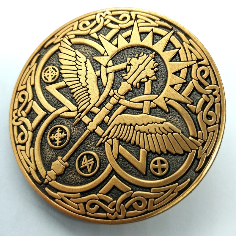 DND CLERIC PIN Dungeons and dragons charachter enamel pin D20 rpg