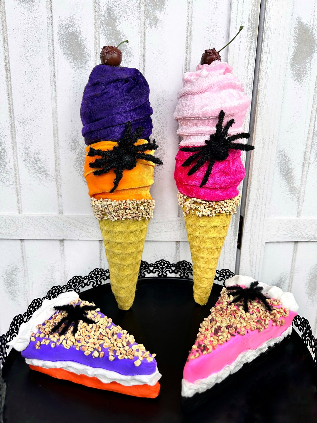 Halloween Ice Cream Cones and Halloween Themed Cake Slices, Halloween