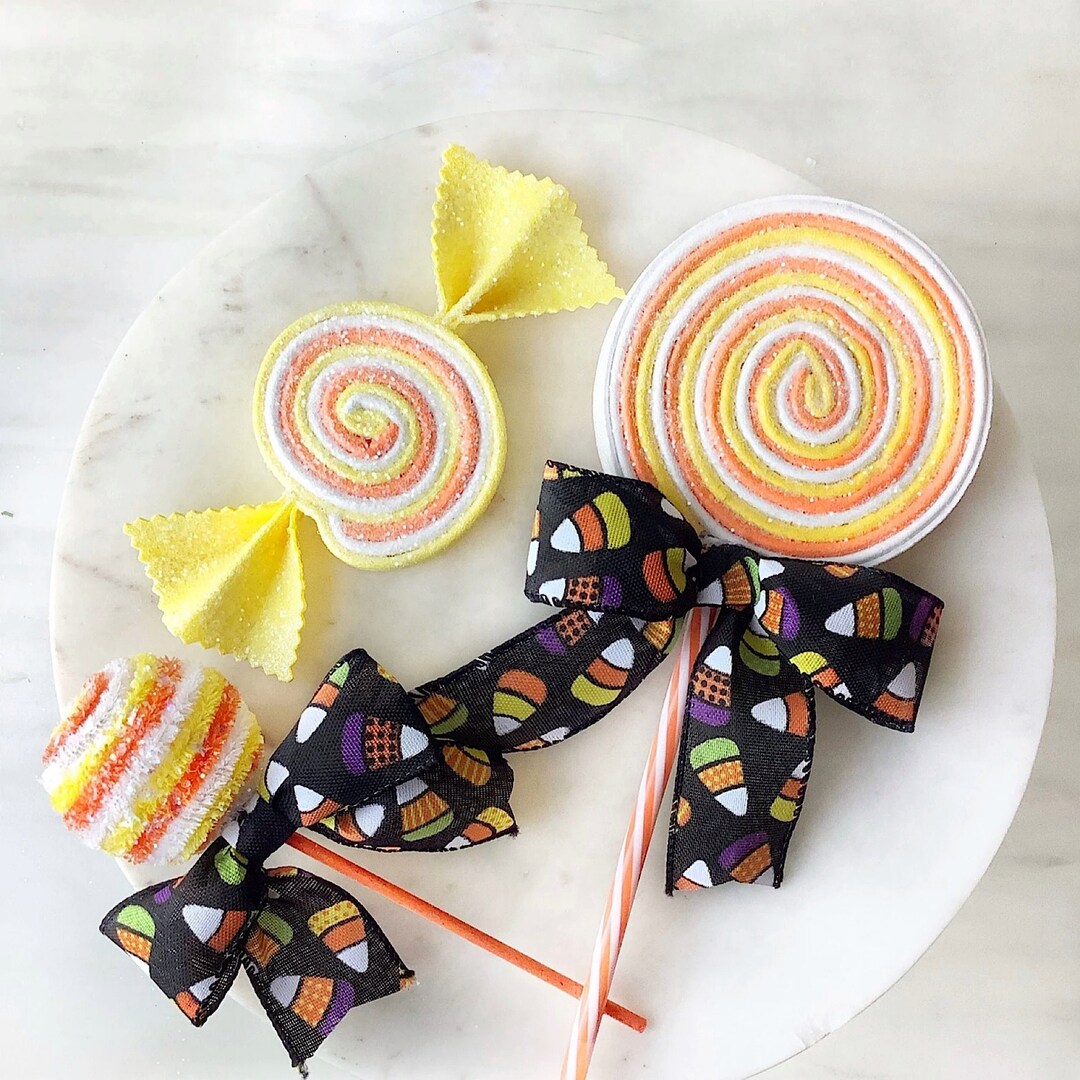 Faux Candy Corn Lollipops, Candy and Cake Pops for Fall Decorating