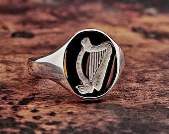 Heavyweight Mens Silver Signet Ring Ireland Harp