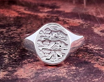 Sterling Silver Three Lions England Signet Ring