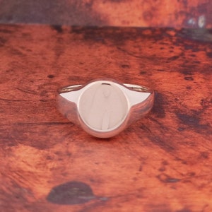 Heavyweight Mens Silver Signet Ring Plain