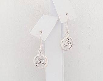 Sterling Silver Celtic Triquetra drop earrings