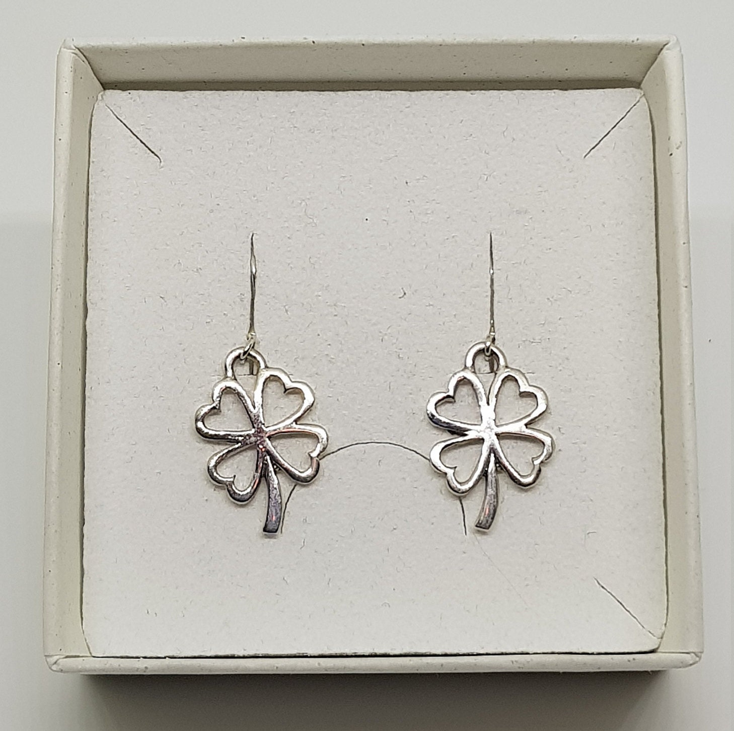 SLUYNZ 925 Sterling Silber Kleeblatt Ohrringe – Hübsche Ohrstecker Für Frauen & Teens