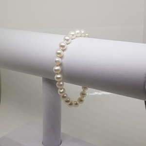 White Cultured Pearl Bracelet AA 7mm Pearls