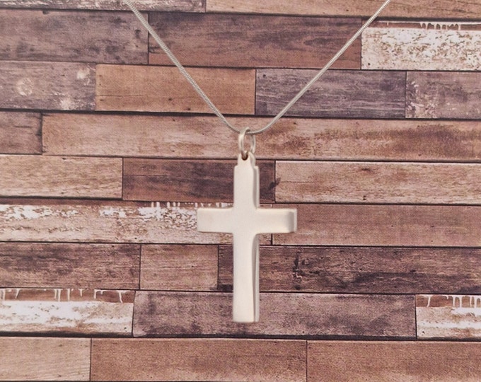 Plain solid sterling silver cross pendant