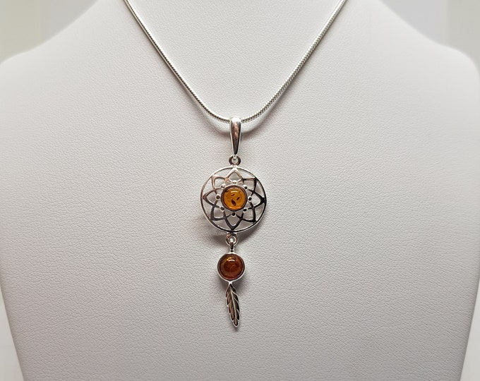 Ojibwe Silver Dreamcatcher pendant | Amber Dream Catcher Necklace | One feather Dreamcatcher Silver