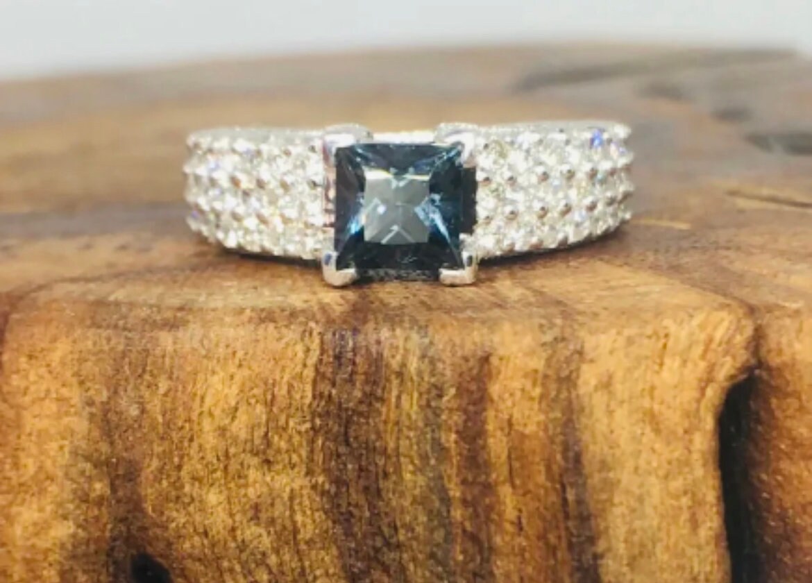 Blue Gray Natural Spinel Ring, Diamonds, 18 Karat White Gold - Etsy