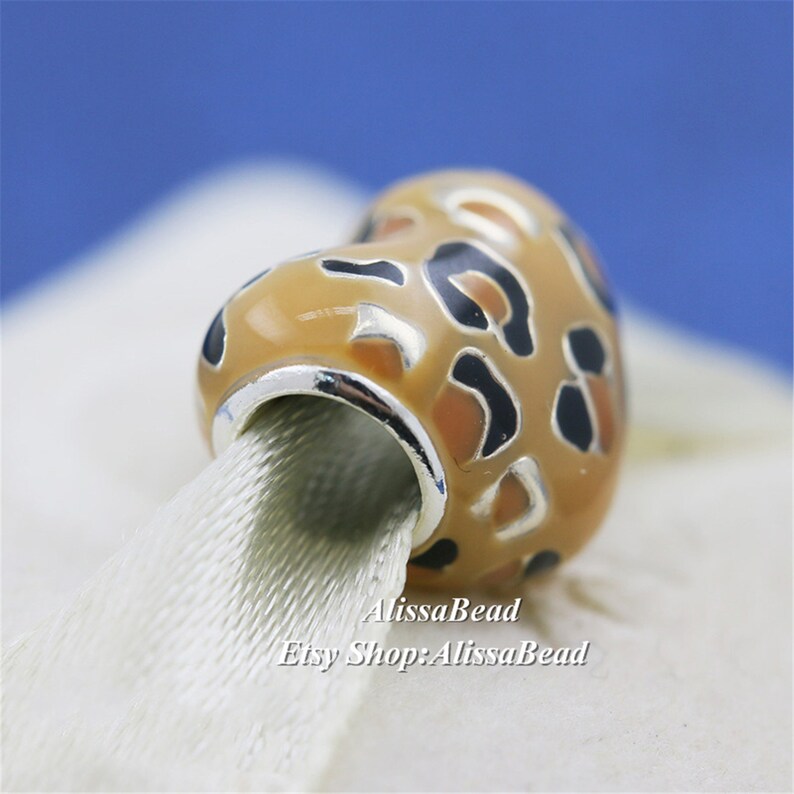 2019 Summer Release sterling silver Spotted Heart Charm With Enamel Charm beads Fits All European Women Jewelry DIY Bracelets Necklaces