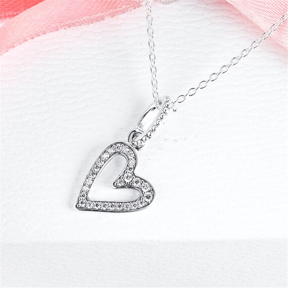 Sparkling Freehand Heart Pendant Necklace