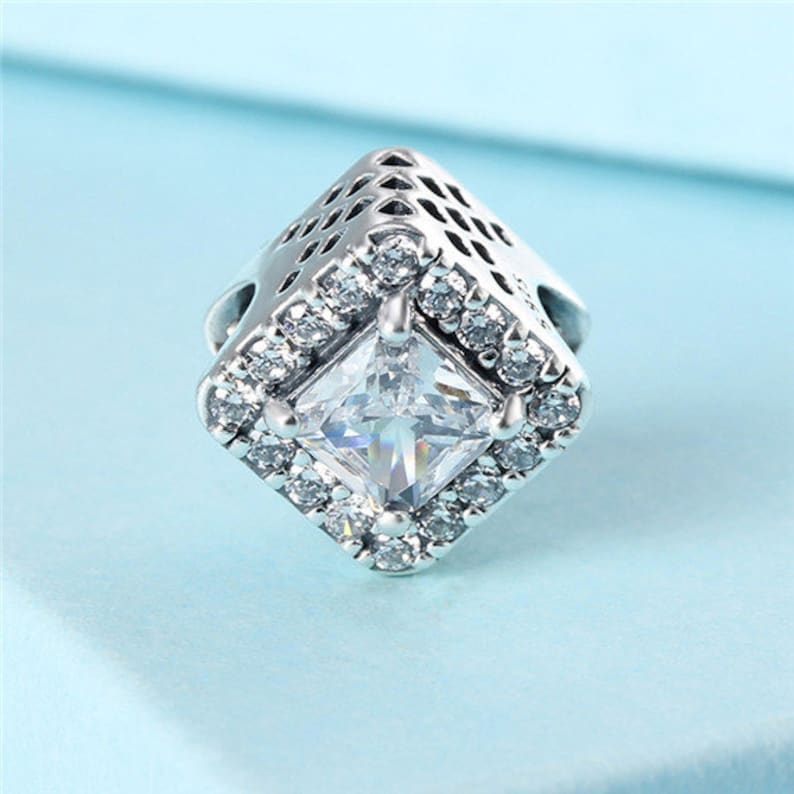 2017 Autumn Release Sterling Silver Geometric Radiance Fashion Charm With Clear CZ beads Fit European DIY Jewelry Bracelet /& Necklace