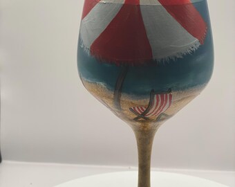 Day at the Beach Painted Wine Glass 16 oz.