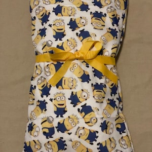 ミニオンズ 電子レンジ対応 大型コーンヒートパッド (約10x15)