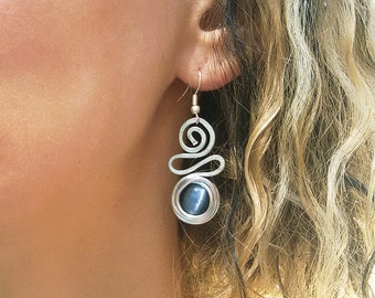 Boucles d’oreilles en argent, Boucles d’oreilles pendantes, Boucles d’oreilles en pierres grises, Boucles d’oreilles de déclaration, Boucles d’oreilles légères, Boucles d’oreilles en forme de spirale, Boucles d’oreilles de mariée.