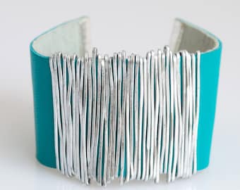 Wrap Leather Bracelet For Women, Turquoise Bracelet, Silver Cuff Bracelet, Statement Bracelet, Leather Cuff Bangle, Wrap Wire Bracelet.