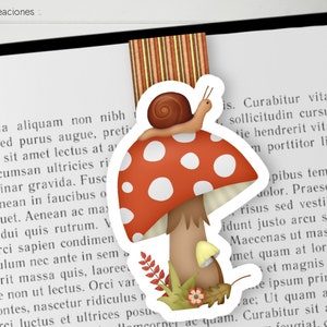 MUSHROOM MAGNETIC BOOKMARK with snail, handmade bookmark, book gift, book accessories, ideal gift for book lovers.