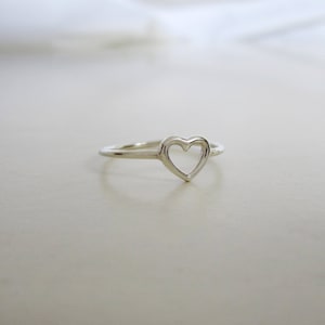 Heart Ring - Sterling Silver Ring - Dainty Heart Ring - Silver Heart Ring - Minimal Ring - Love Ring - Valentine&#39;s Gift- Tiny Heart Ring