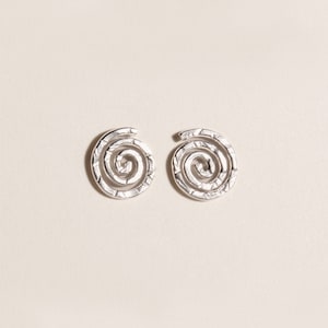 Silver Spiral Earrings - Spiral stud earrings - Circle Earrings - Minimal Stud Earrings - Original earrings - Golden Spiral Earrings