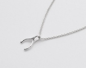 Collier triangle en argent - pendentif triangle en argent sterling - petit pendentif triangle - collier porte-bonheur - petit rêve - pendentif petit os