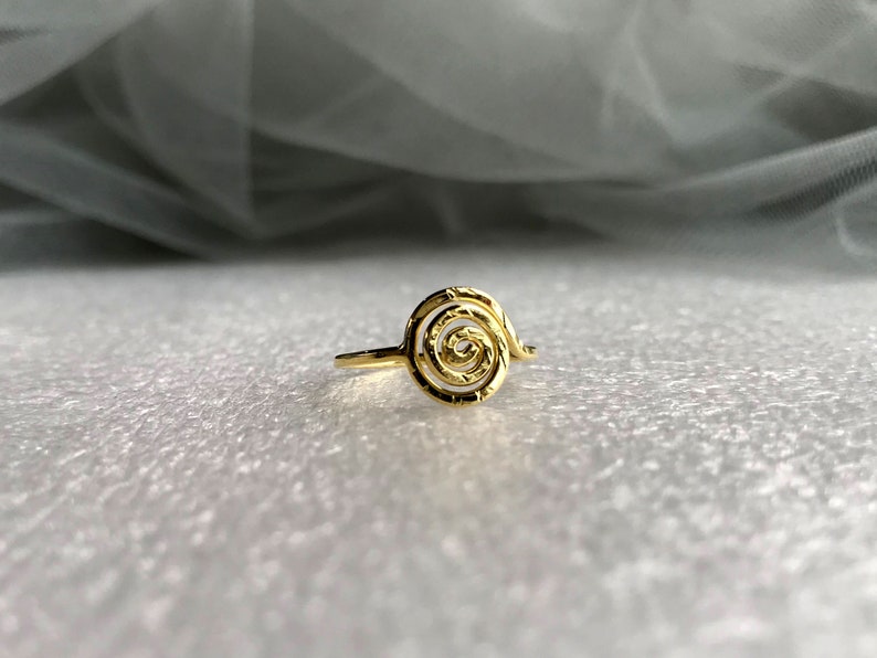 Silver Spiral Ring Minimal Ring Dainty Ring Sterling Silver Ring Irregular Ring Ancient Greek Jewelry Circle Ring
