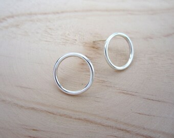 Kreis Ohrringe - Silber Kreis Ohrstecker - Minimal Ohrringe - Sterling Silber Runde Ohrringe - Große Kreis Ohrringe - Goldene Kreis Ohrringe
