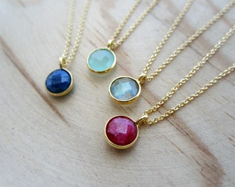 Gouden stenen ketting - Gem Little Hanger - Ruby - Onyx Ketting - Quartz - Emerald - Sapphire - Labradorite Ketting - Kleine Quartz Charm