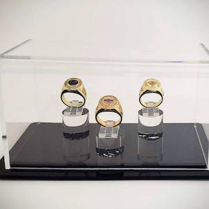 3 Ring Vitrine für Sammlerringe, Meisterschaftsringe oder andere Ringe
