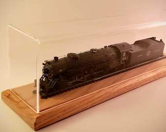 21" HO Scale Model Train Case