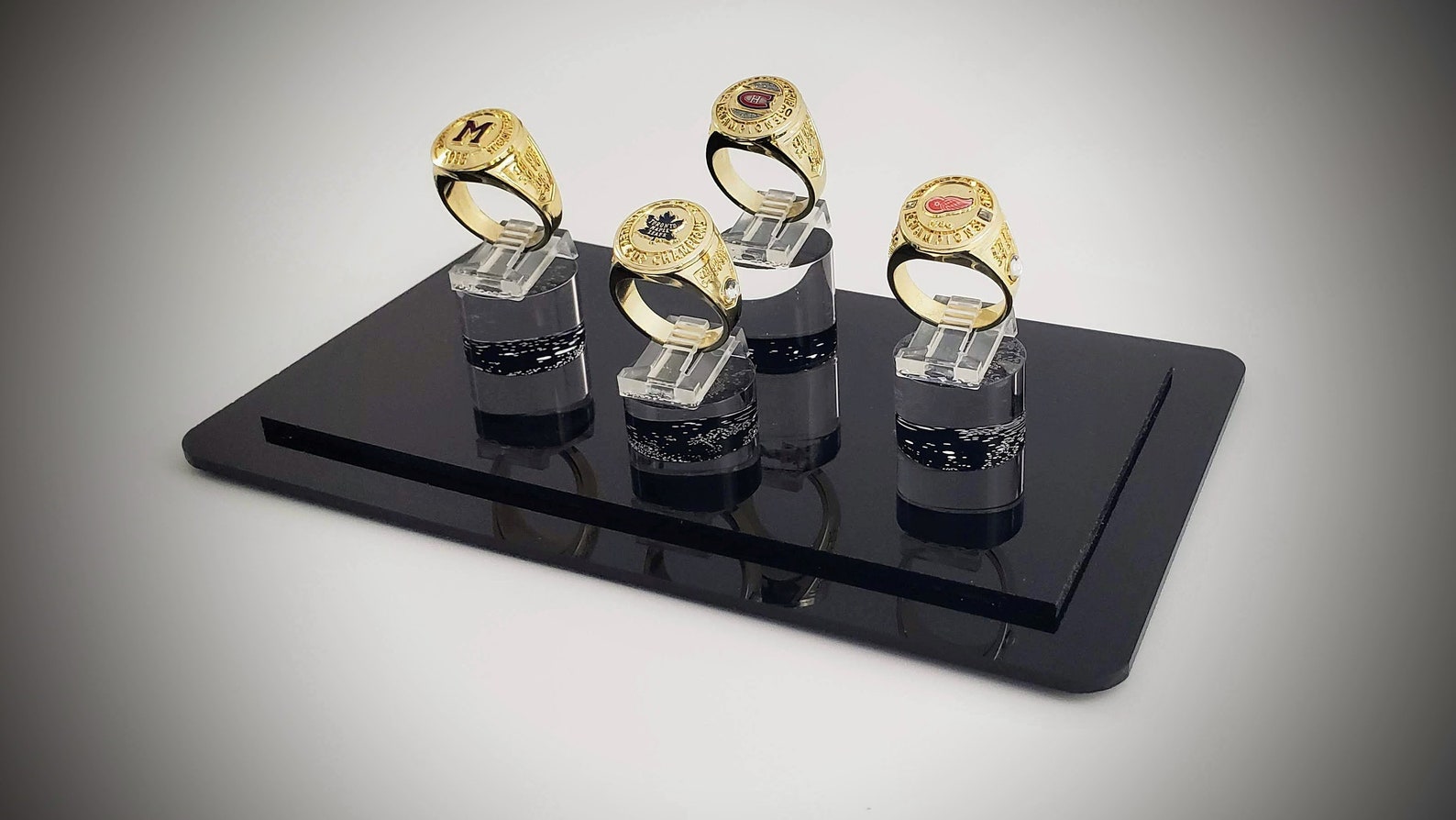 4 Ring Display Case for Collectors Rings, Championship Rings or Other ...