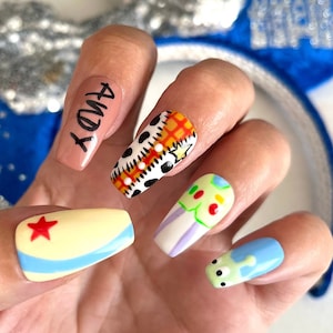 Disney Toy Story Press on Nails, Stick on Nails Disney themed, Acrylic Press on Set, False Nails