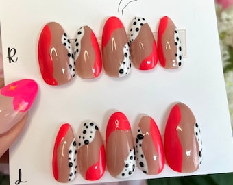 Coral and White Dot Press on Nails, Coral Press On Nails, Dotty Nails, Summer Nails