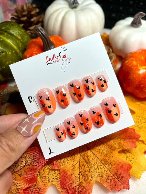 disney halloween nail designs