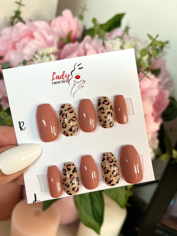 Brown Nude Leopard Print Press on Nails, Stick on Nails in Cheetah