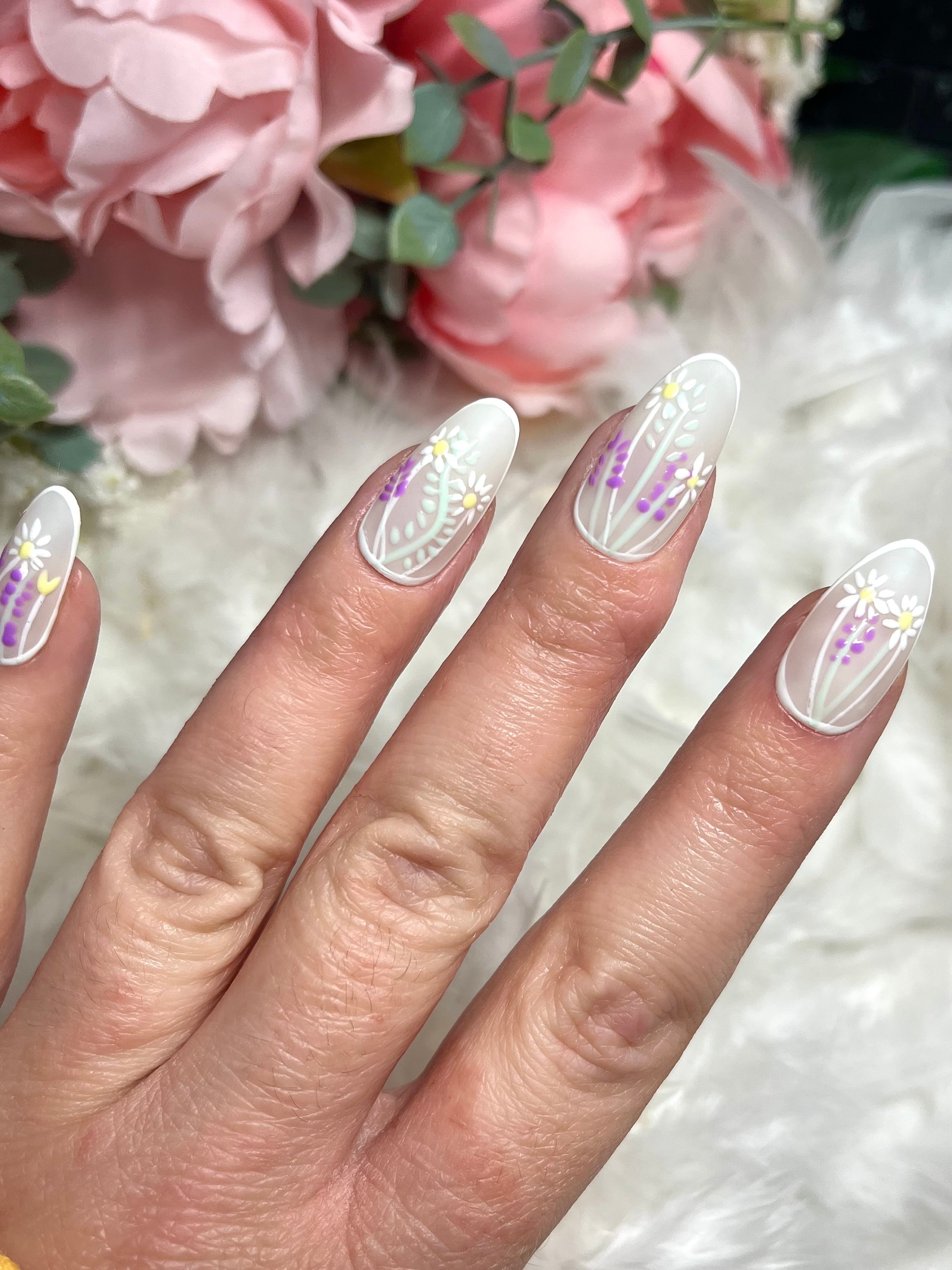 Nail Class in Spanish – Pretty Layla's nails supplies