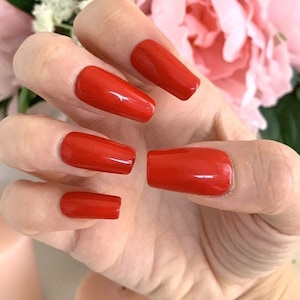Classic Red Press on Nails, Red Stick on Nails, Glue on Nails, False Nails, Acrylic Nails, Plain Nails, Valentines Day Nails, Holiday Nails