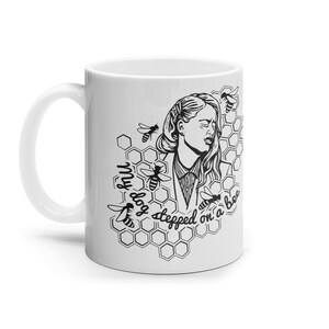 Johnny Depp & Amber Heard Court Mug My dog stepped on a bee Mug lustige Spruch Tasse