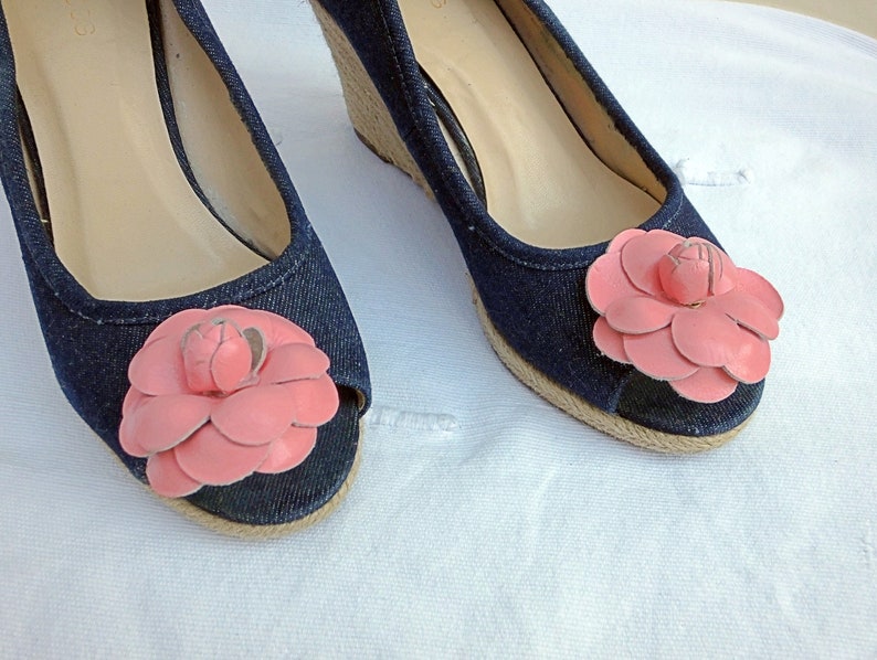 Leather Shoe Clips, Set of 2, Leather roses. Handmade