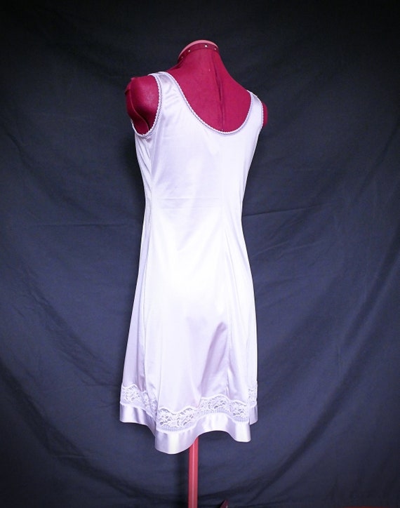 Lovely vintage slip - French - M/L - light periwi… - image 3